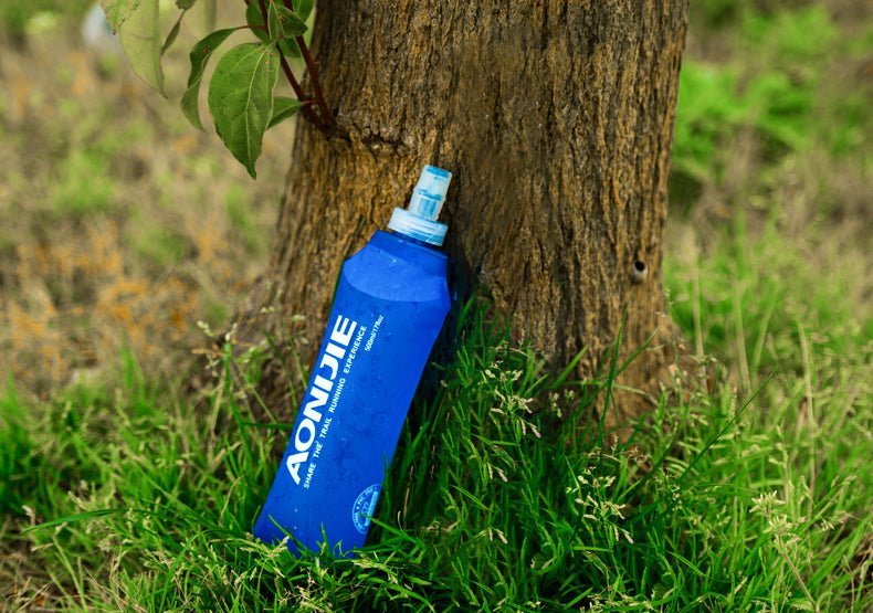 Flasques, poches à eau & porte-bidons - Planète Rando