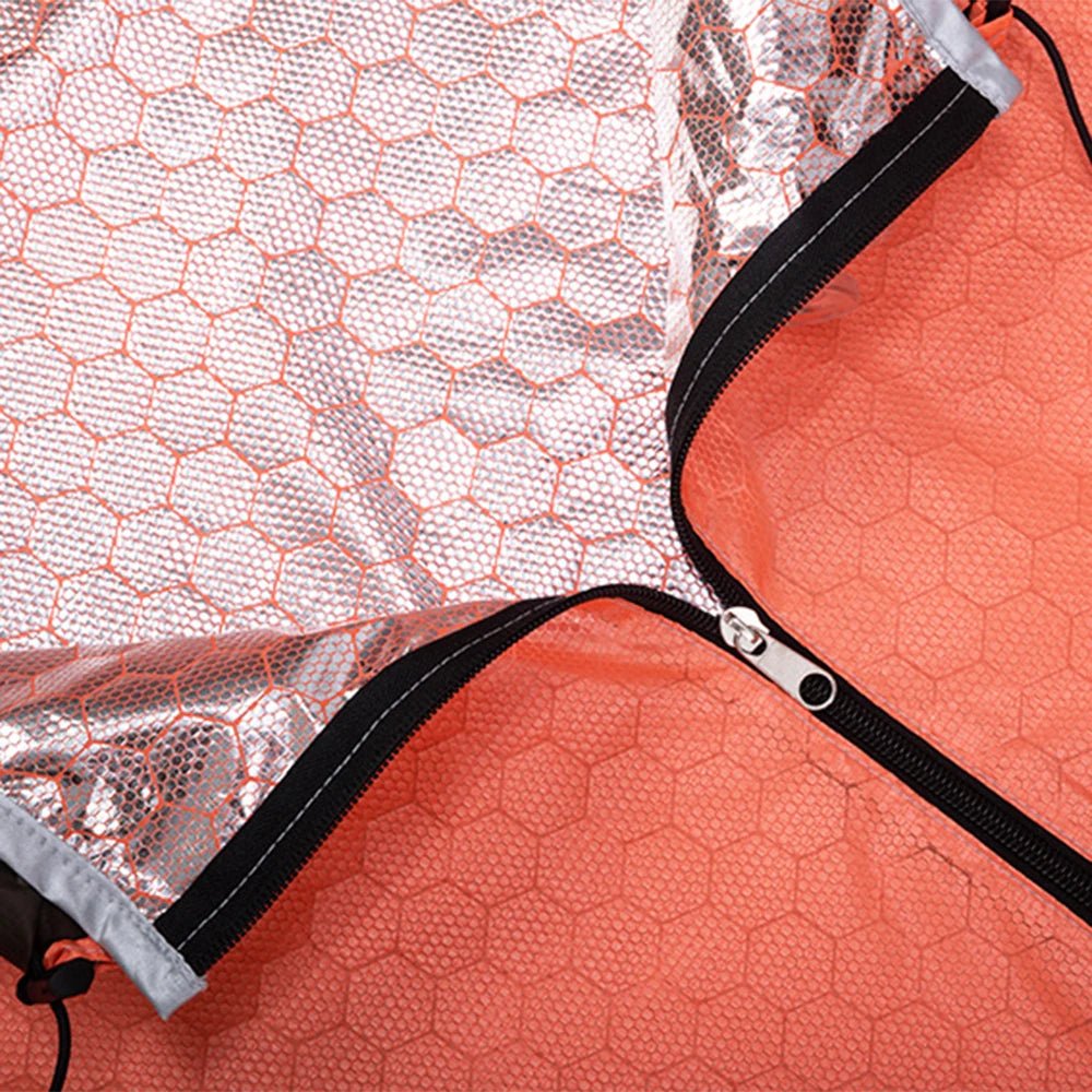 Couverture de survie, bivy d'urgence, sac de couchage imperméable pour la randonnée et le bivouac 180g "Tomshoo - Survival bag" - Planète Rando