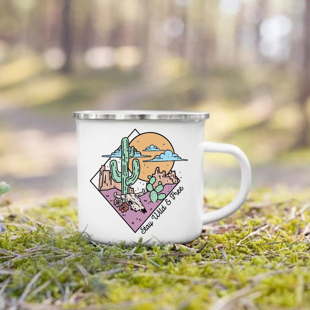 Tasse de camping imprimée en émail 360ml "Camping mug - Adventure life" - Planète Rando