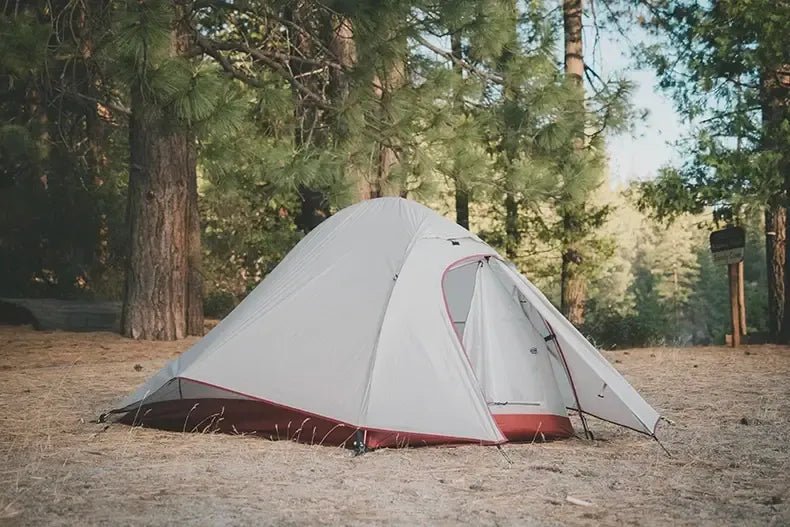 Tente à double - parois camping / bikepacking 2pers 1,8kg (footprint inclus) "BISINNA - ZL073" - Planète Rando