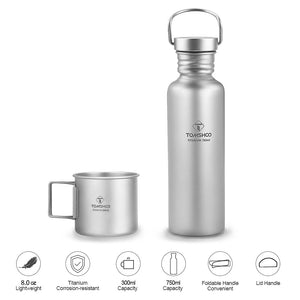 Bouteille d'eau en titane 750ml et tasse de 300ml 230g "Tomshoo – Camp kit" - | Planète Rando