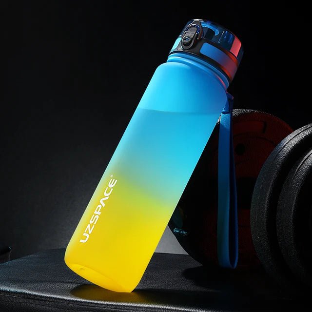 Gourde de sport 500/800/1000 ml en plastique écologique sans BPA "Uzspace - Sports" - Jaune-bleu / 0.5L | Planète Rando