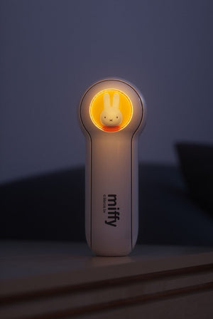 Mini-ventilateur portable et pliable avec chargeur USB et lumière "Miffy - MF04" - | Planète Rando