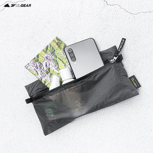 Pochette de rangement / trousse de toilette polyvalente et ultralégere 10g "3F UL GEAR - Volador 2" - | Planète Rando