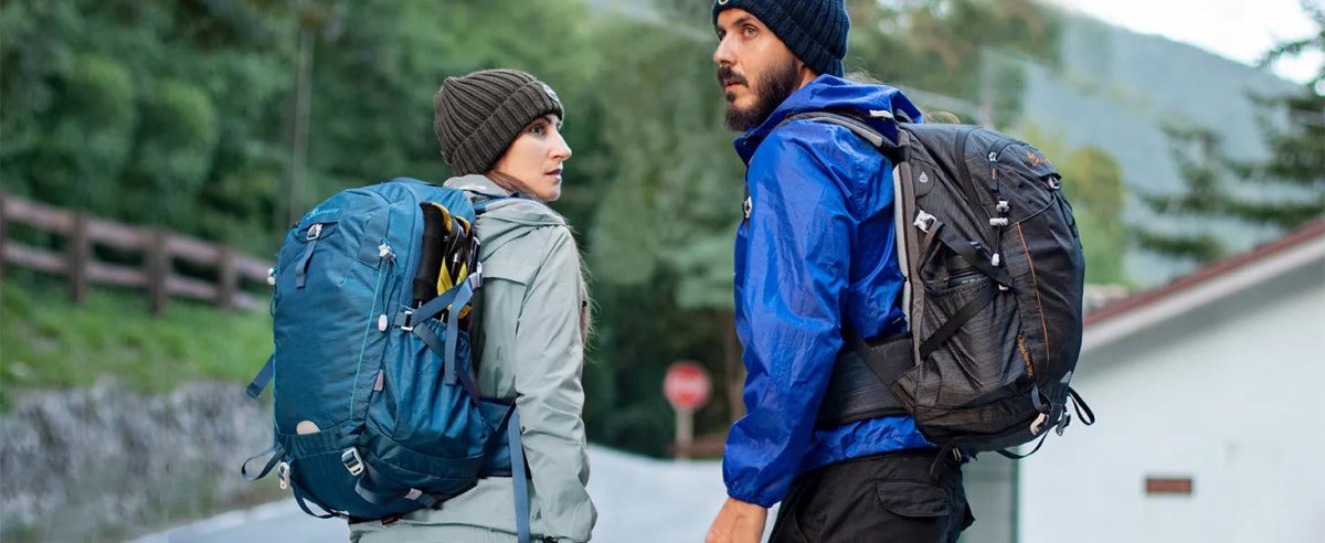 Sac à dos de randonnée avec housse de pluie & H2O "MOUNTAINTOP - M6329 35L" - Planète Rando